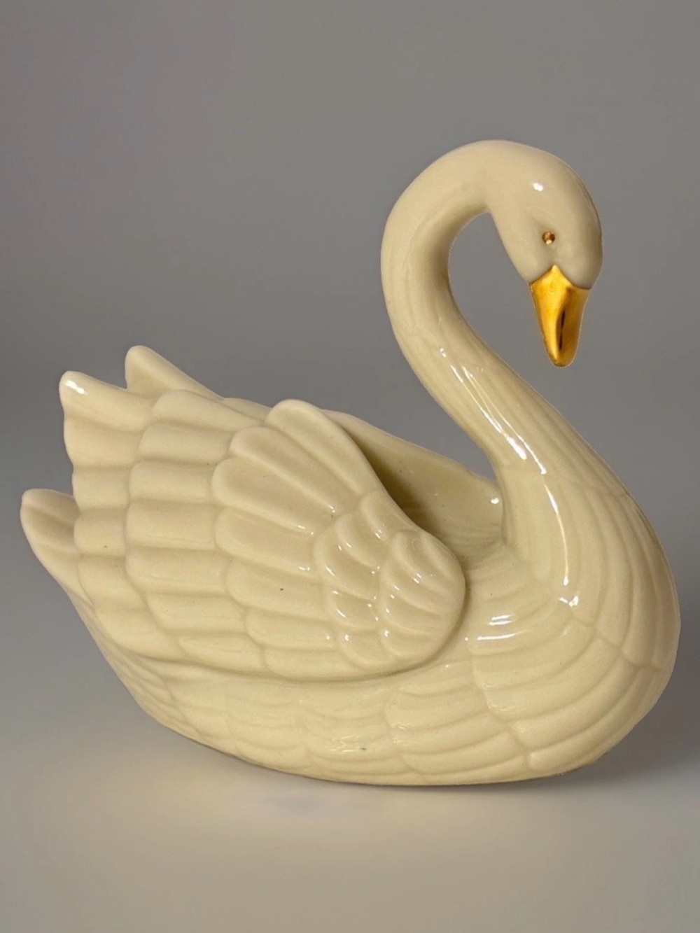 Vintage Lenox Swan Figurine 24K Gold Accents Place Card Holder/Cake Topper